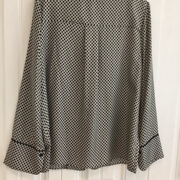 Beatufiul NWOT MICHAEL Michael Kors silk pajama shirt L - Picture 3 of 7